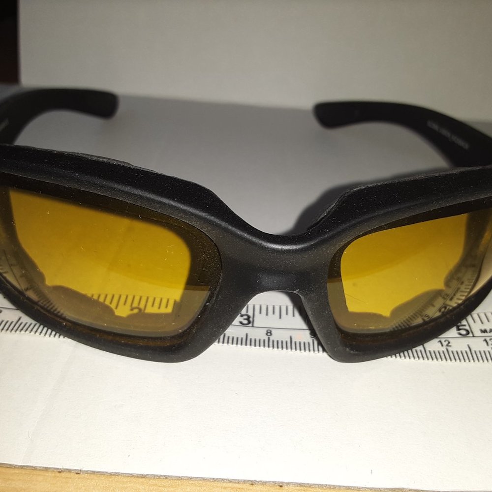 2 Motorcycle Glasses  global  vision